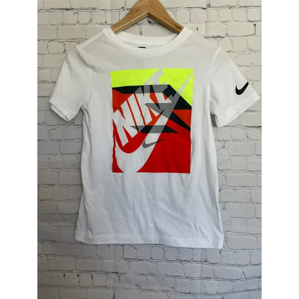Nike 3BRAND by Russell Wilson short sleeve logo shirt Big boys size M